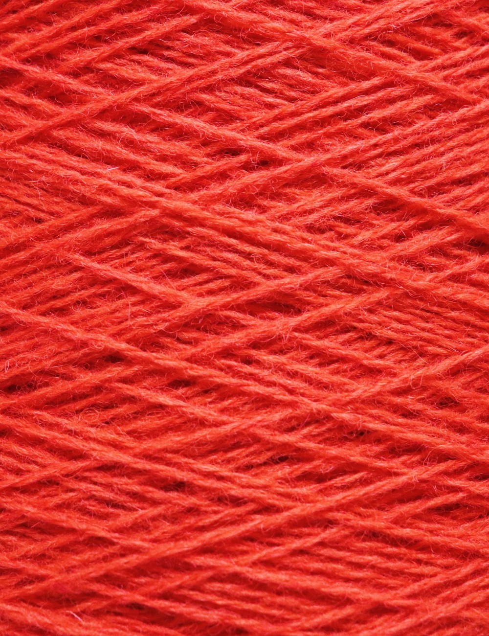 Uldgarn i klar orange rød farve 108