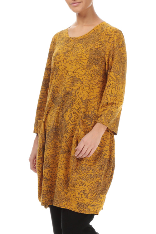 Trikotage tunika-kjole i pæreform med print