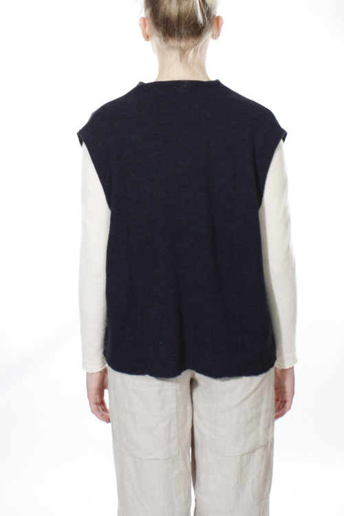Vest i uld - klassiske farver