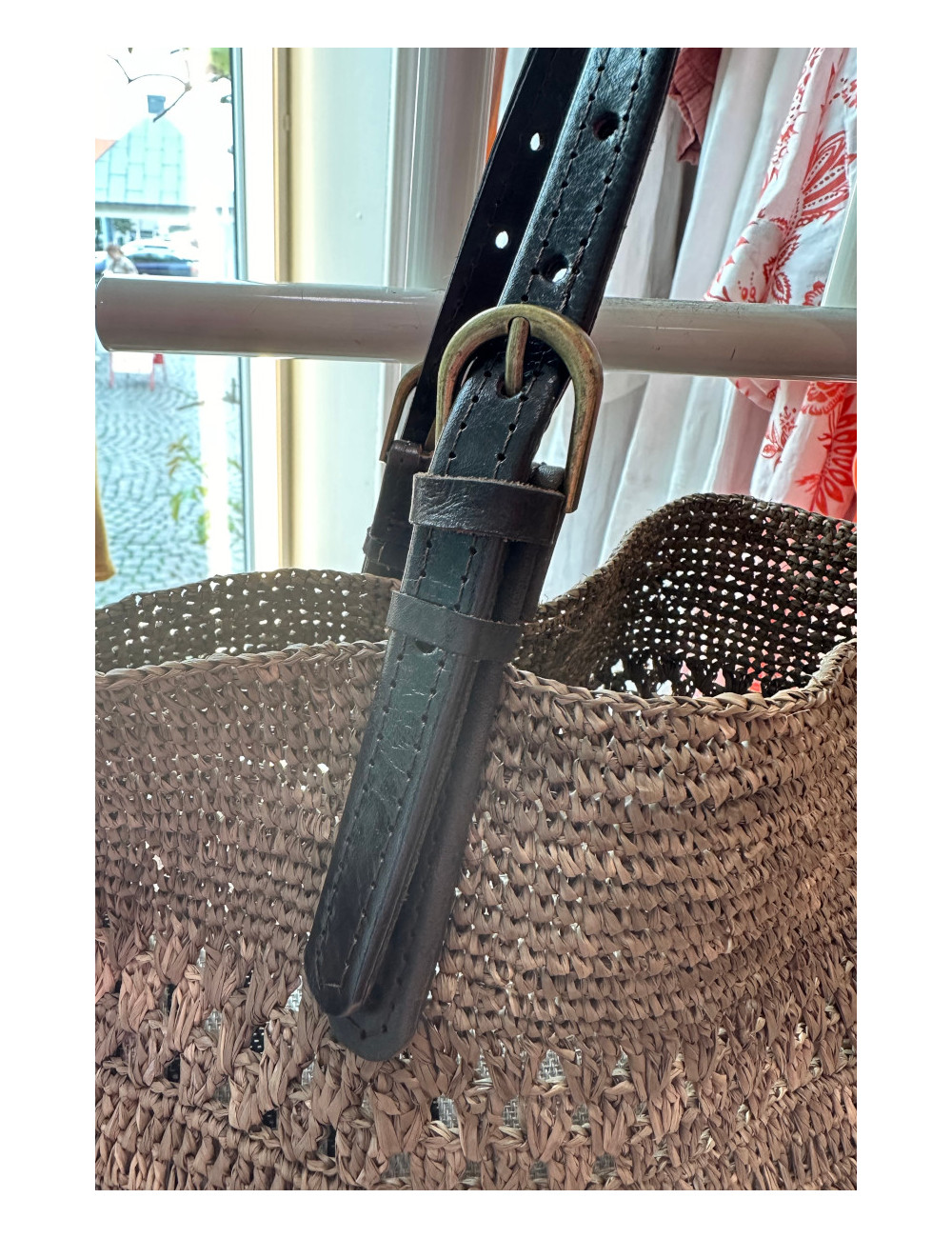 Raffia stråtaske i mørke brun