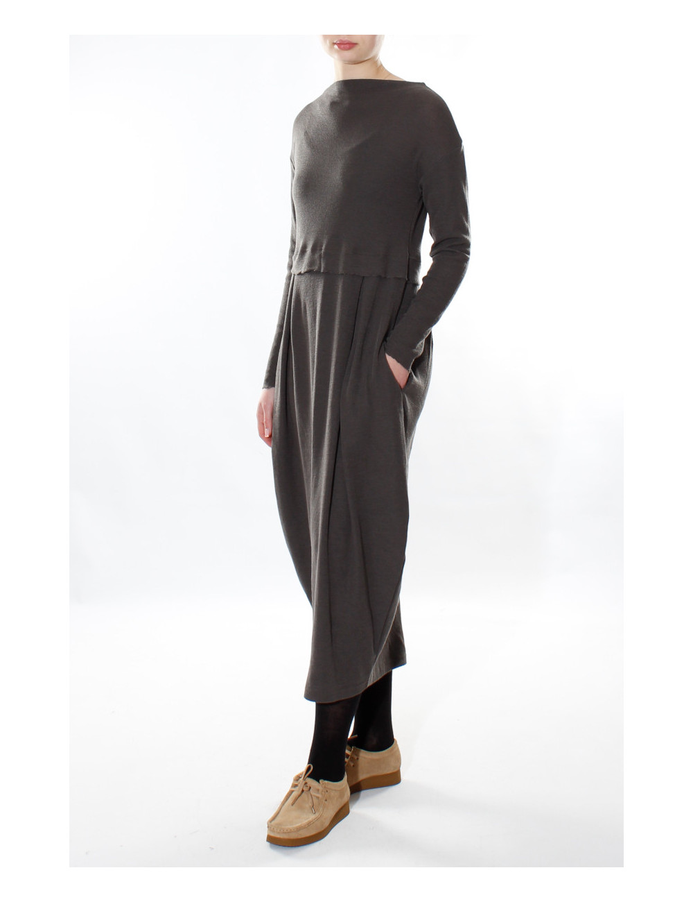 Merino uld kjole i mandel-facon 7045 i basis farver
