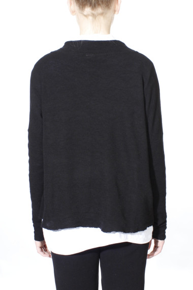 Rummelig merino uld bluse med rund hals i sort