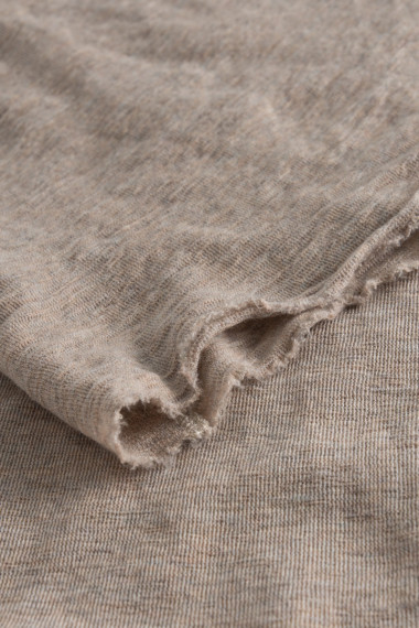 Simpel kjole i merino uld fra By Basics i sand farve