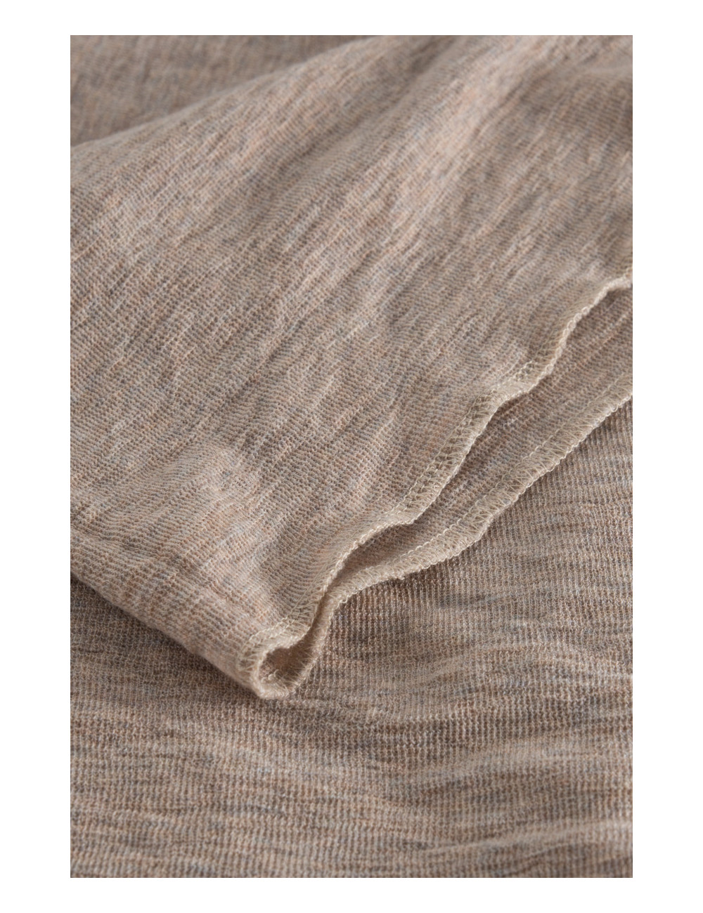 Poncho i merinould 1001 i basis farver
