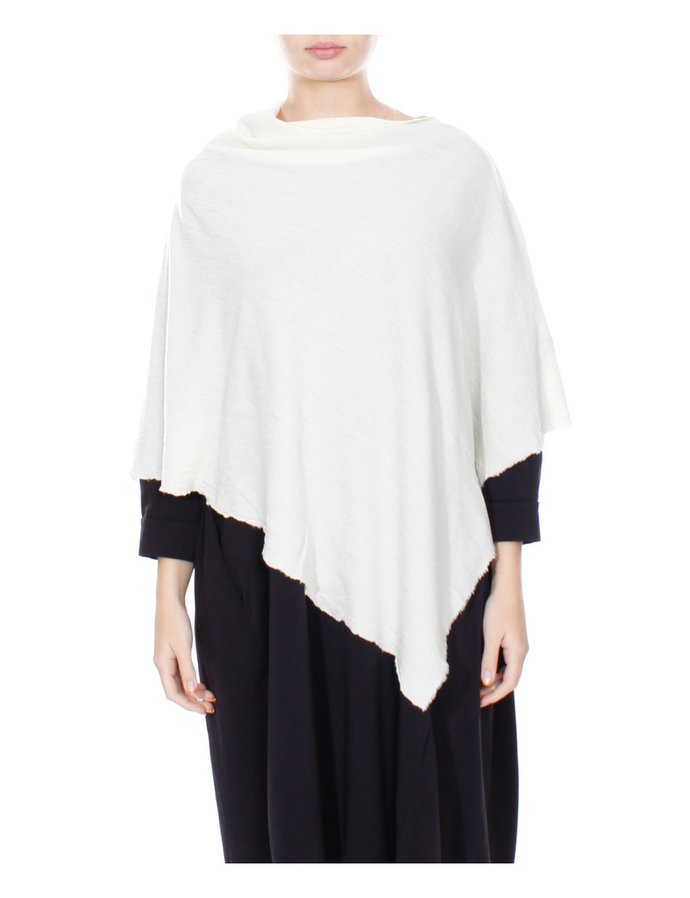 Poncho i merinould 1001 i basis farver