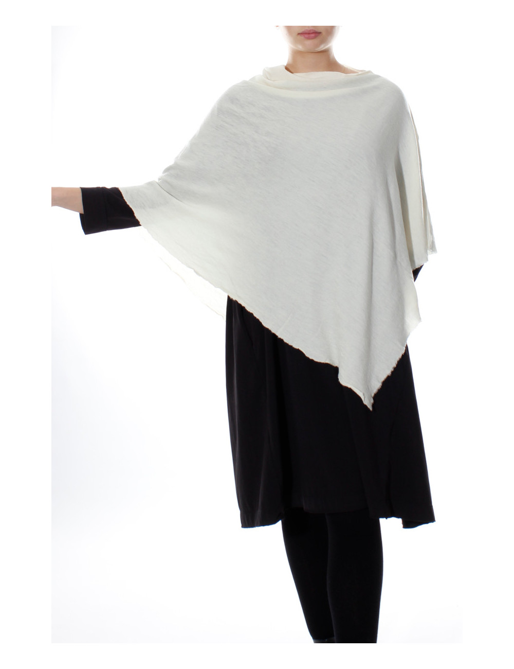 Poncho i merinould 1001 i basis farver