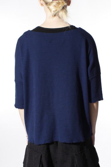 Baggy busseronne i merinould fra By Basics i navy