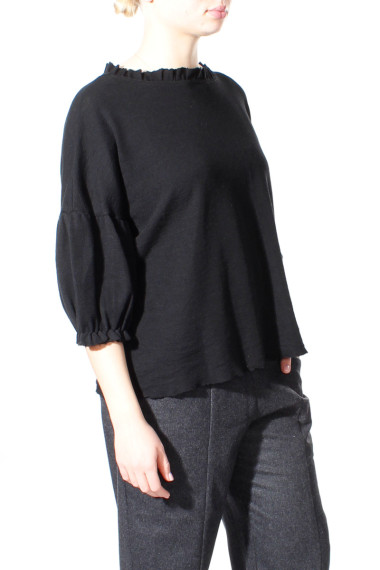 Uld bluse med pufærmer fra BY Basic  i sort - 4055