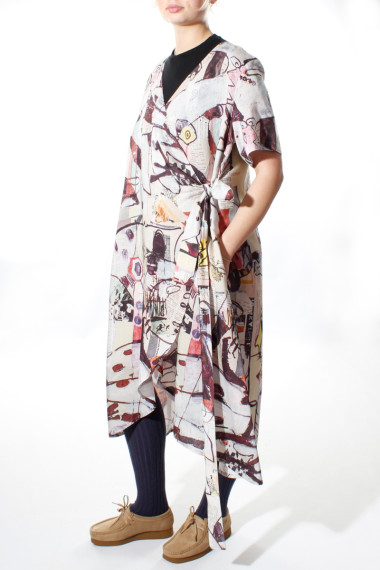 Kimono i silke og bambus fra Grizas i avant-garde print