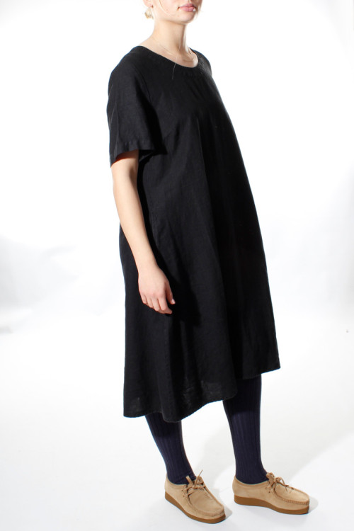 Hør kjole i A-facon - sort