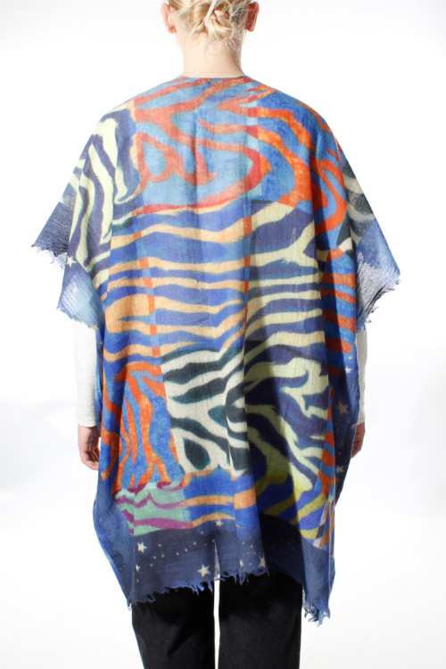 Poncho i 100% kogt uld - tropisk print
