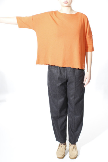 Baggy busseronne i merinould fra By Basics i orange