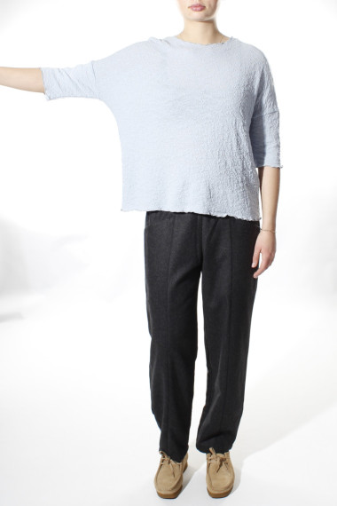 Baggy busseronne i merino bobble uld fra By Basics i baby blå