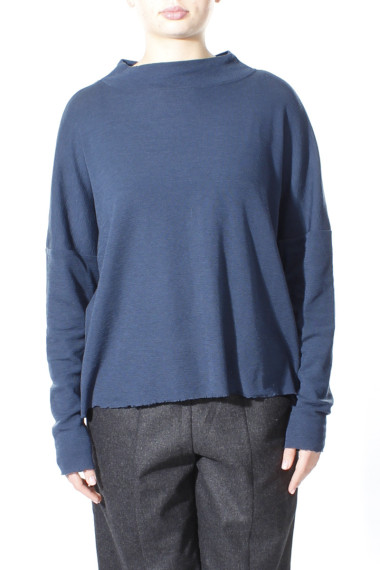 Rummelig merino uld bluse med rund hals i mørke blå fra By Basics