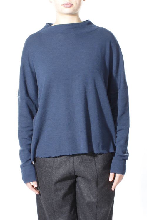 Rummelig merino uld bluse med rund hals 4025 i basis farver