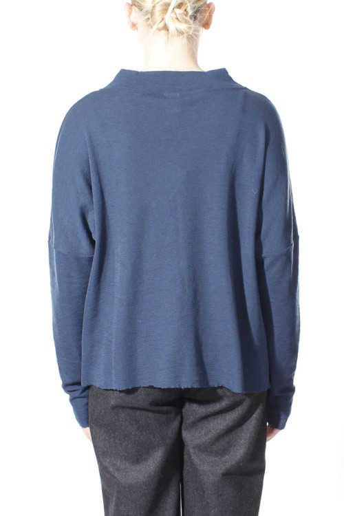 Rummelig merino uld bluse med rund hals 4025 i basis farver