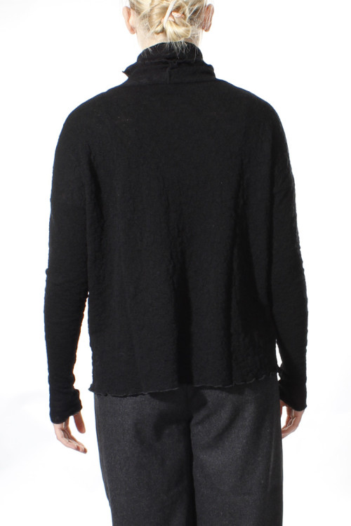 Højhalset bluse i merino bobble uld 4501