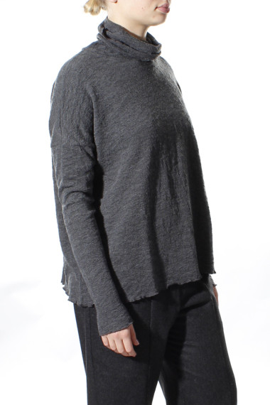 Højhalset bluse i merino boble uld i antracit grå fra By Basics