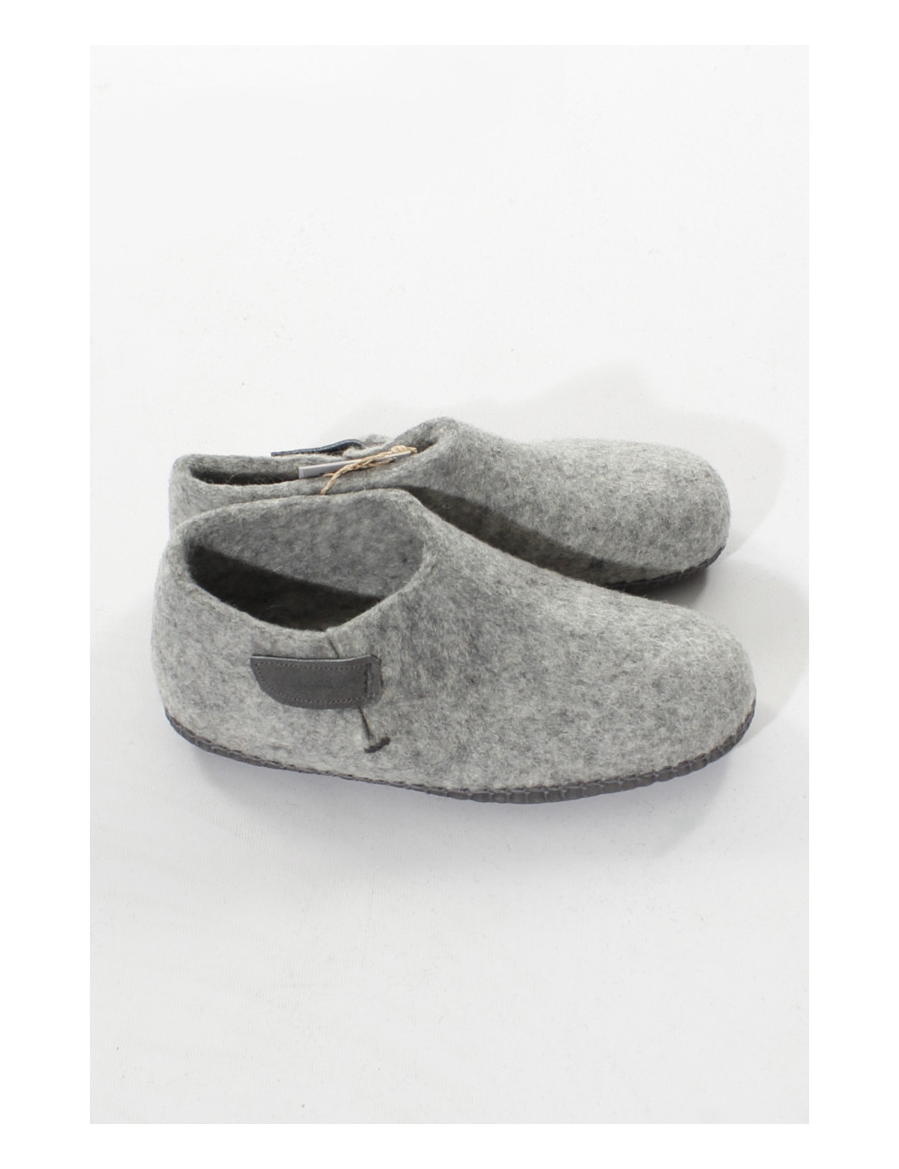 Højskaftede uldtøfler