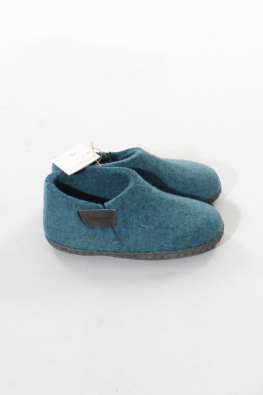 Højskaftede uldtøfler