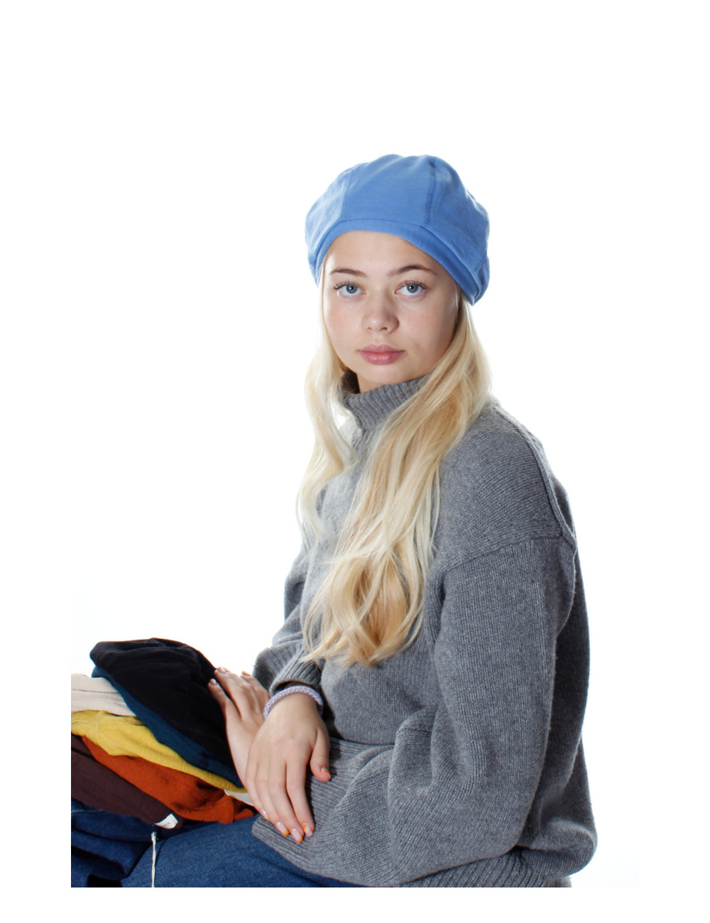 Merino uld hue med baret inspireret facon 1035 i farver