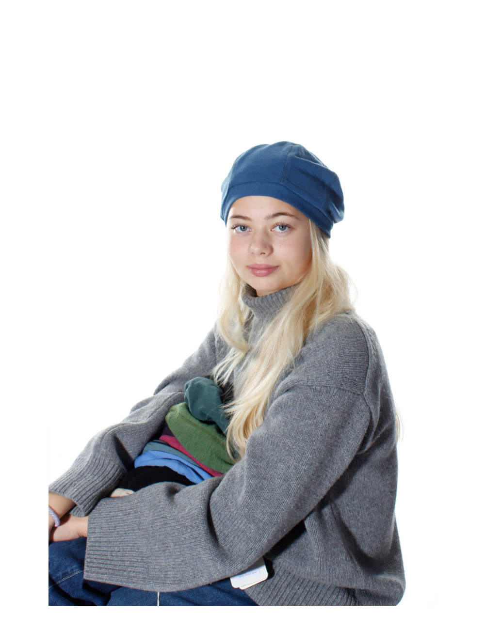 Merino uld hue med baret inspireret facon 1035 i farver