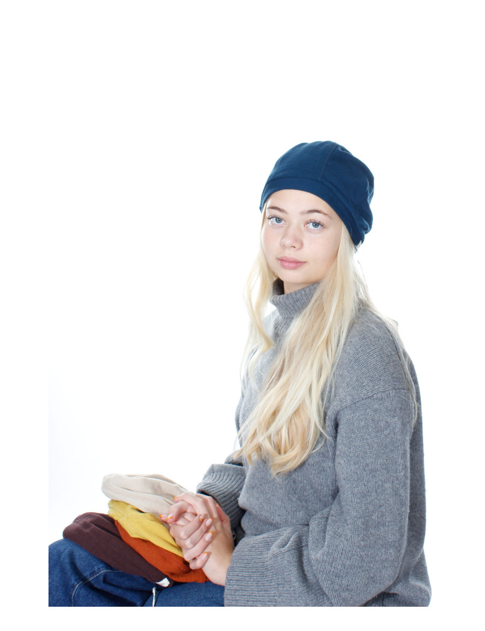 Merino uld hue med baret inspireret facon 1035 i farver