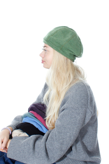 Merino uld hue fra By Basics i græs grøn