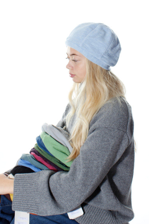 Merino uld hue med baret inspireret facon 1035 i farver