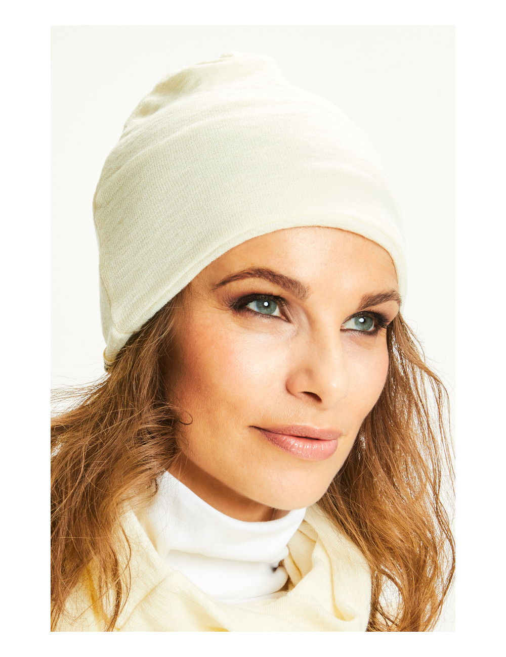 Klassisk hue i merino uld 1007 i basis farver