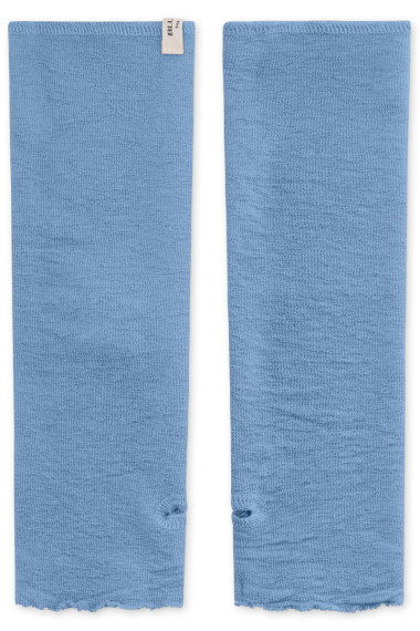 Pulsvarmer i merinould  fra By Basics i kornblomst blå