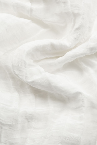 Kort cardigan i silke og hør blanding fra Grizas i hvid