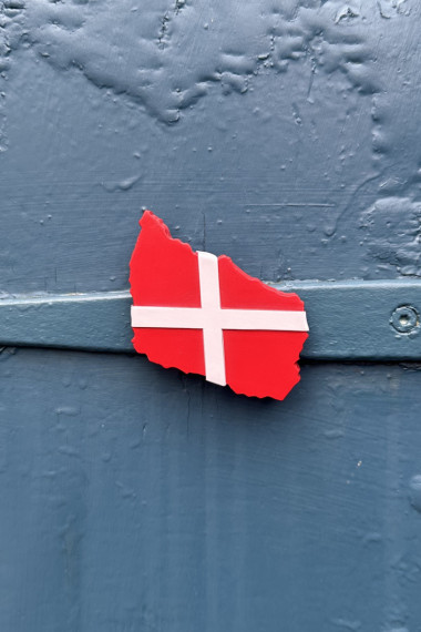 Bornholmsk magnet - Dannebrog formet som Bornholm