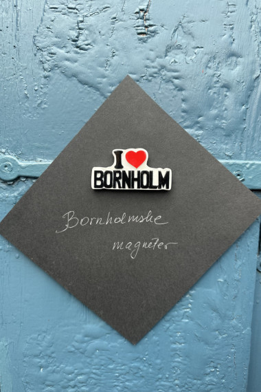 Bornholmsk magnet - "I love Bornholm" i hvid
