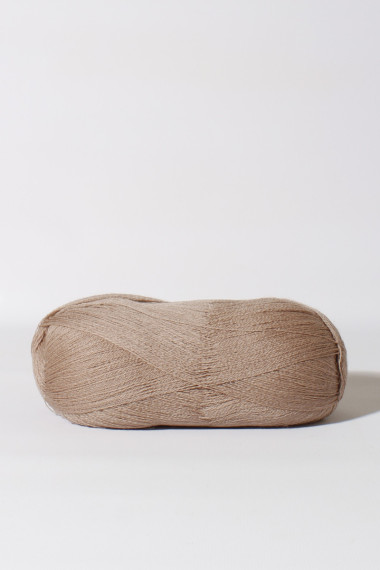 Tyndt merinouldgarn i beige - 880