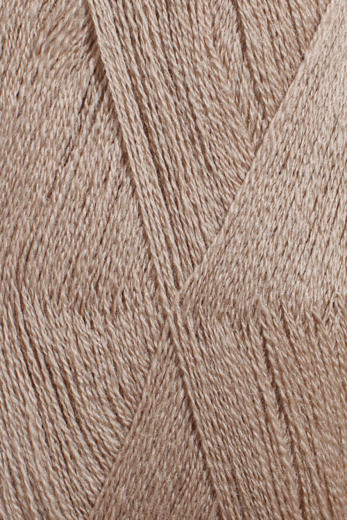 Tyndt merinouldgarn i beige - 880